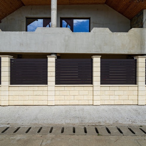 Gard aluminiu - RAL 8019