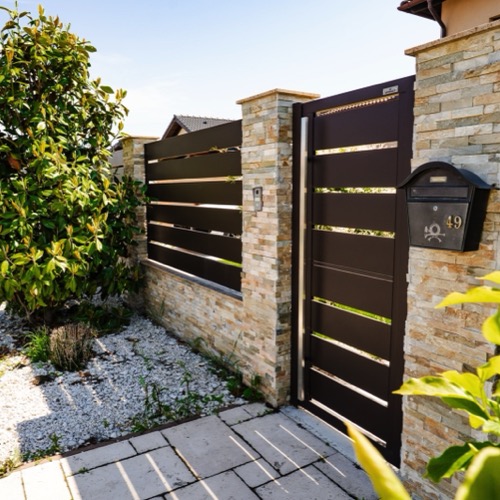 Gard aluminiu - RAL 8019